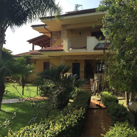דירה 2 Bedrooms At Bovalino 300 M Away From The Beach With Shared Pool Furnished Balcony And Wifi בובאלינו מרינה