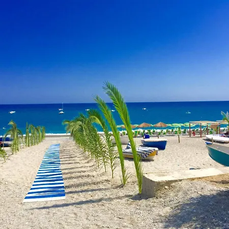 2 Bedrooms At Bovalino 300 M Away From The Beach With Shared Pool Furnished Balcony And Wifi