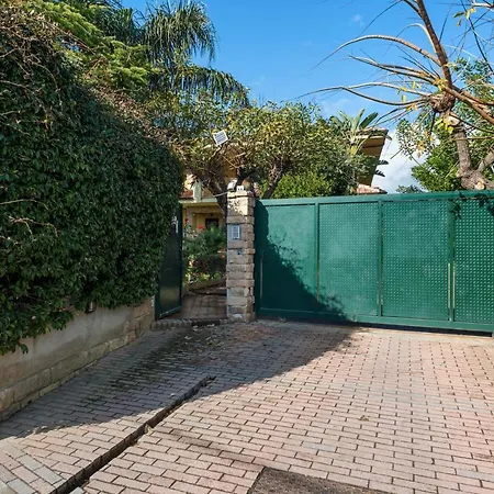 דירה 2 Bedrooms At Bovalino 300 M Away From The Beach With Shared Pool Furnished Balcony And Wifi