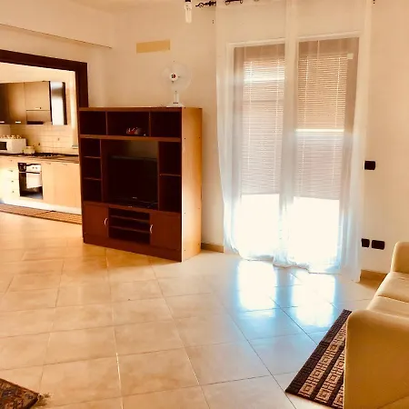 דירה 2 Bedrooms At Bovalino 300 M Away From The Beach With Shared Pool Furnished Balcony And Wifi *