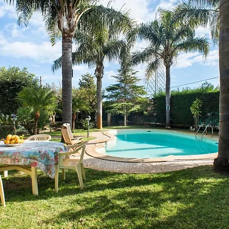 2 Bedrooms At Bovalino 300 M Away From The Beach With Shared Pool Furnished Balcony And Wifi